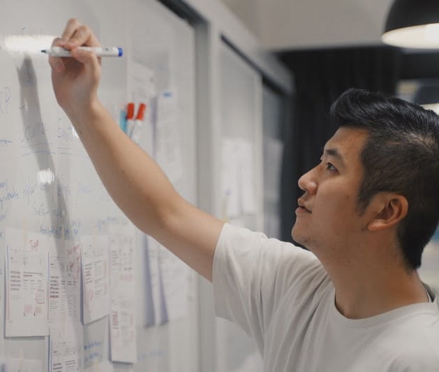 A student from the Certificate IV in Marketing and Communications at the Australian Pacific College