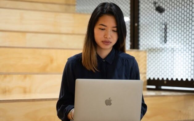 A student from the Certificate IV in Project Management Practice at the Australian Pacific College